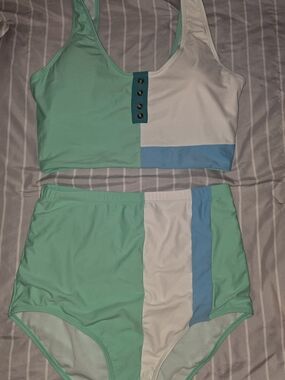 Colorblock High-Waist Bikini Set in Mint, White & Blue